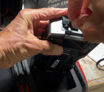 ACEZUK Jump Starter