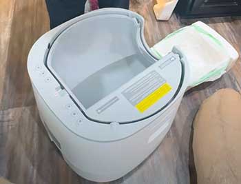 The Furoomate Litter Box