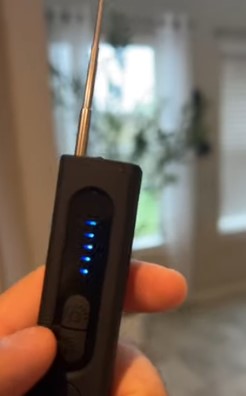 the 8th street hidden camera detector reviews