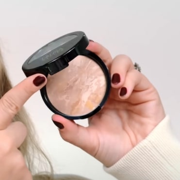 Laura Geller Vs. Jones Road Makeup