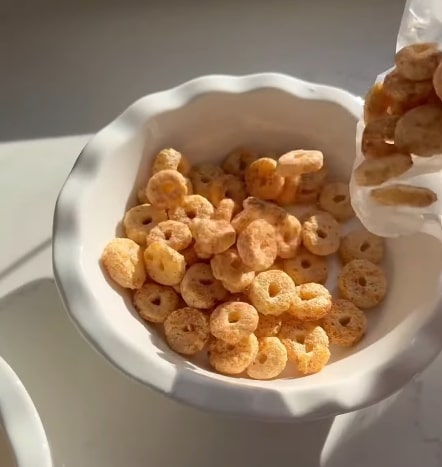 Three Wishes Cereal Vs. Magic Spoon Cereal