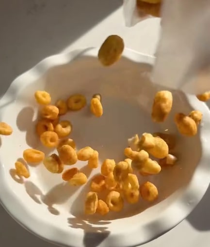 Three Wishes Cereal Vs. Magic Spoon Cereal