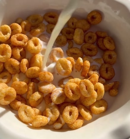 Three Wishes Cereal Vs. Magic Spoon Cereal