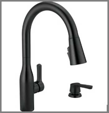 Delta Marca Single-Handle Pull-Down Sprayer Kitchen Faucet