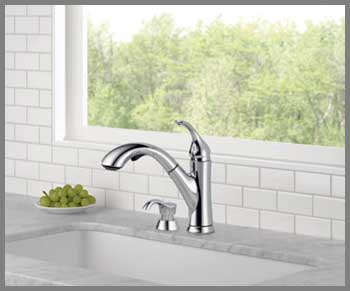 Delta Kessler Pull-Out Kitchen Faucet