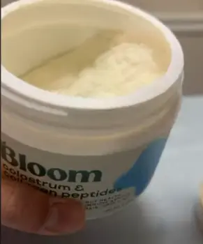 Bloom Nutrition's Colostrum & Collagen