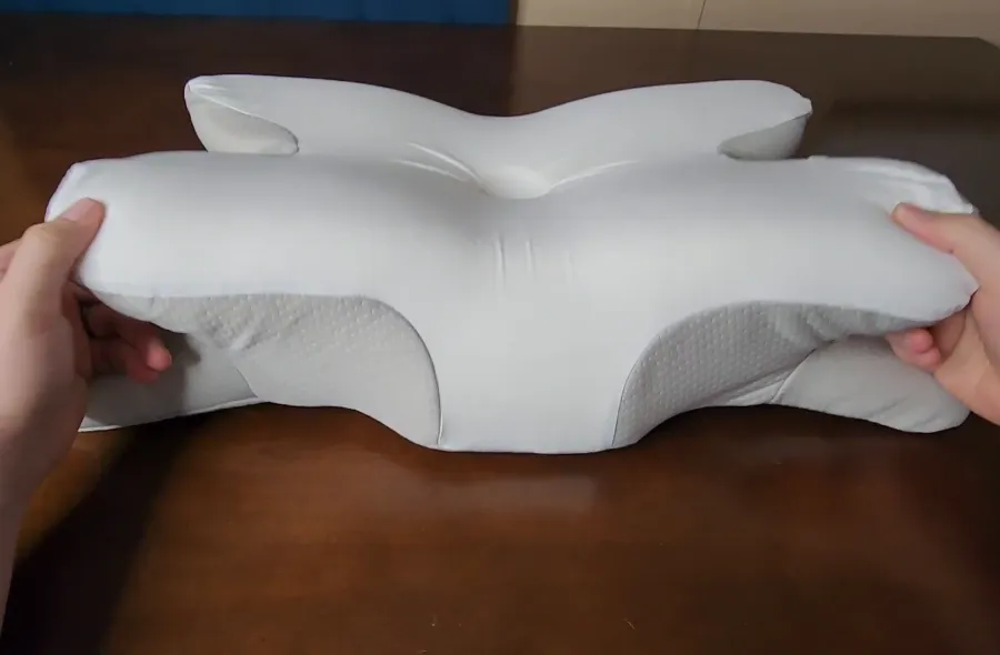 CozyPlayer Ultra Pain Relief Cooling Pillow