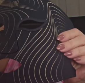 inia red light mask reviews