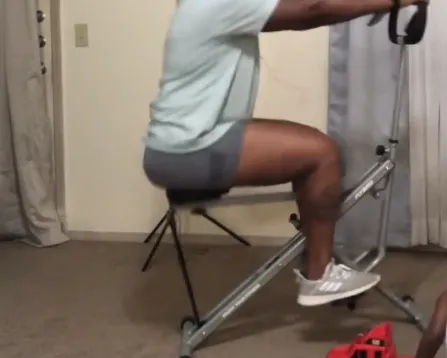 Flybird Squat Machine