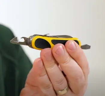 Leatherman Free T2 Vs Victorinox