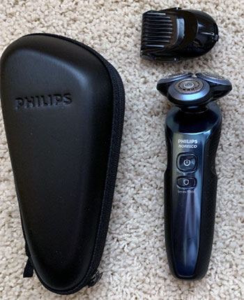 Philips Norelco Shaver 6900