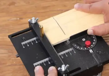 Saker Mini Table Saw