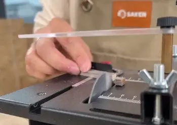 Saker Mini Table Saw