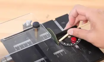 Saker Mini Table Saw