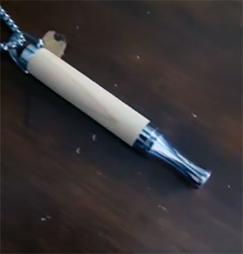 Breathing Necklace to Quit Smoking
