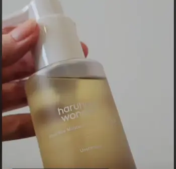 Haruharu Wonder Cleansing Oil