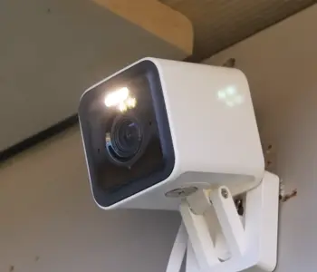 Wyze Cam v4 Vs. v3 Pro