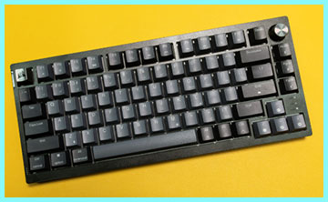 Corsair K65 Plus Wireless