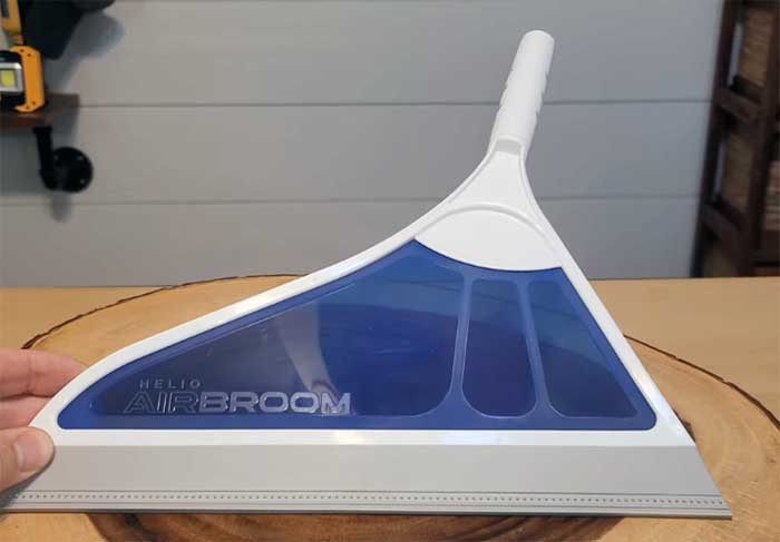 Helio Air Broom