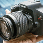 Canon EOS 2000D